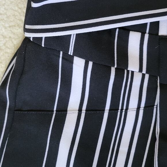 SOHO Apparel Ltd Size PXL Paperbag Pull On Wide Leg Pleated Striped Tie Pants - Picture 4 of 13